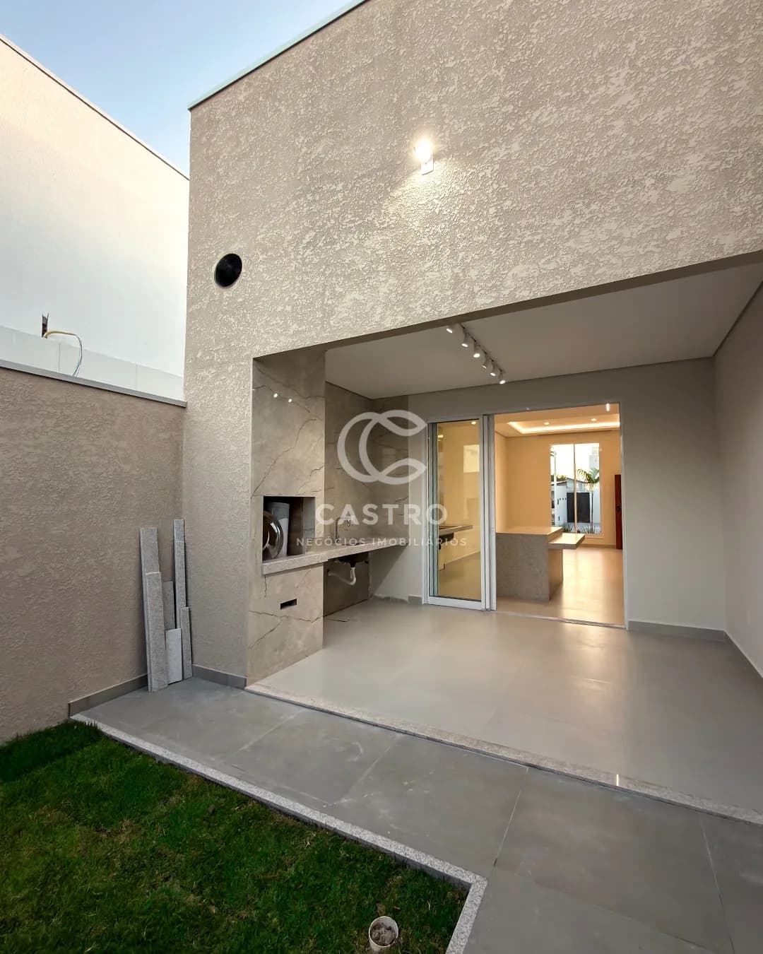 Casa à venda no Golden Imperial - Foto 1
