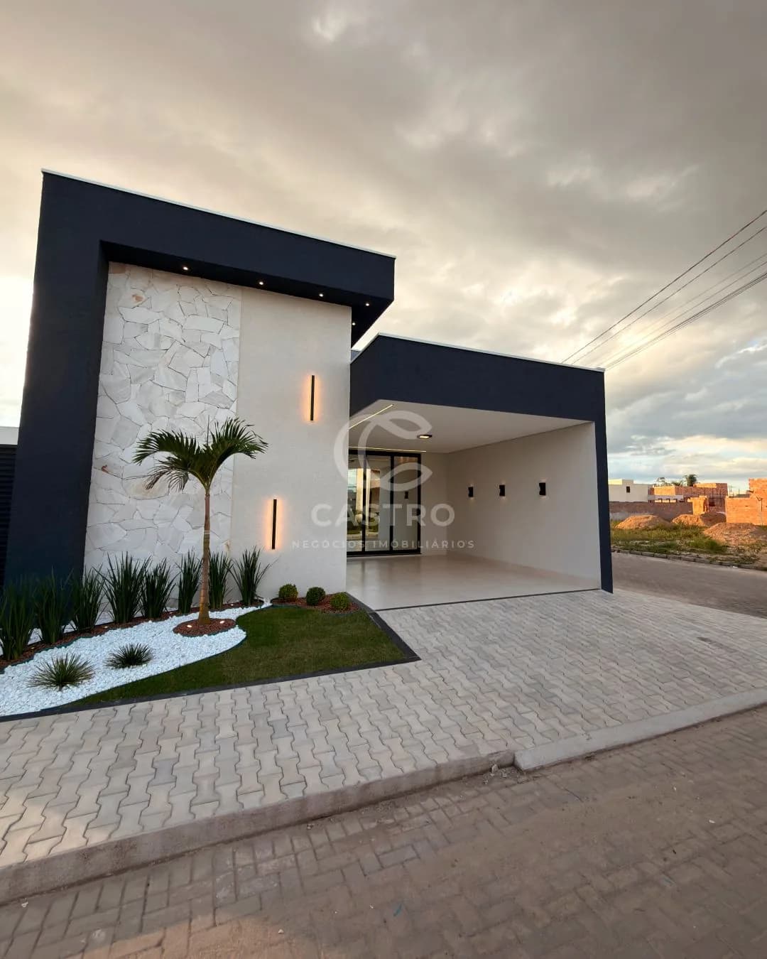 Casa à venda no Condomínio Golden Imperial